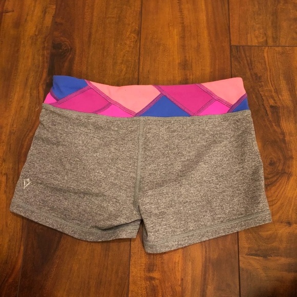 Spandex shorts - Picture 4 of 8